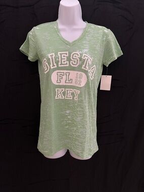 NWT, Southern Breeze Siesta Key lightweight T-Shirt size M